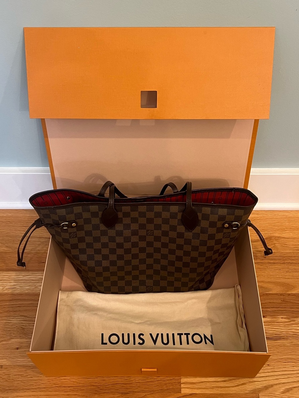 Authentic Louis Vuitton Damier Ebene Neverfull MM